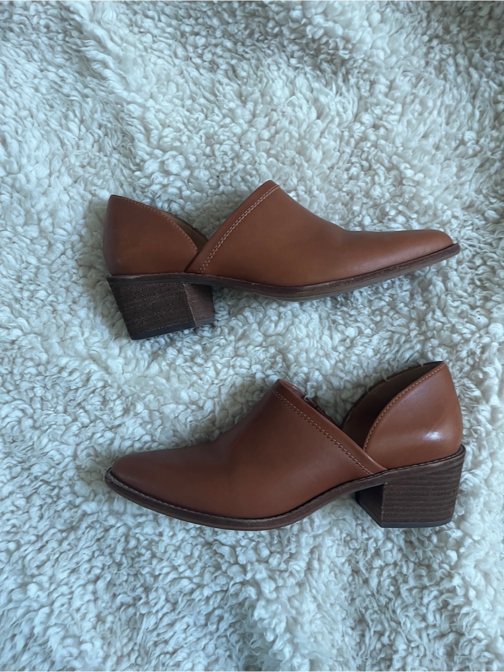 Madewell Classic Pointed-Toe Slip-On Booties in Brown 8 - Picture 4 of 6